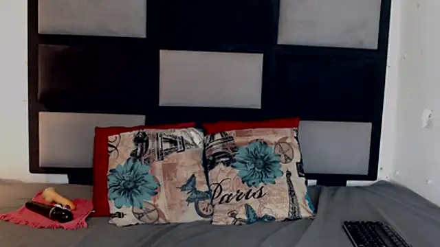 Freaky-boobs online show from 12.04.25