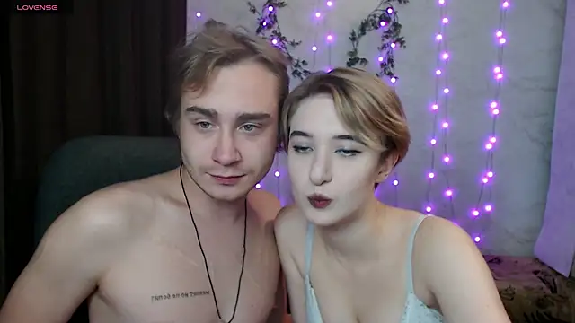 Snapshot of Lust4Money chatting on 10.24.25 Lust4Money online show from 10.24.25