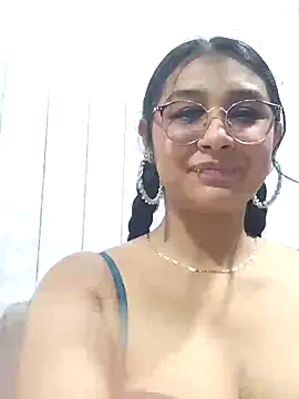 Snapshot of Emiily_Johamson chatting on 09.22.25 Emiily Johamson online show from 09.22.25