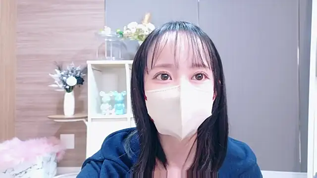 Snapshot of Kurumi_chan_ chatting on 09.20.25 Kurumi chan online show from 09.20.25