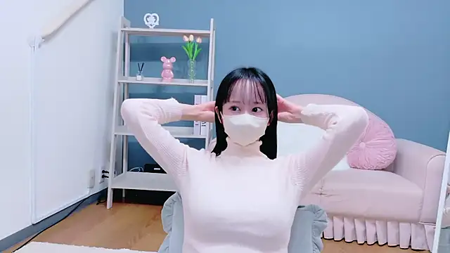 Snapshot of Kurumi_chan_ chatting on 10.05.25 Kurumi chan online show from 10.05.25