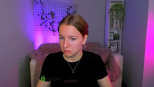 Snapshot of benny_duglas chatting on 09.21.25 benny duglas online show from 09.21.25