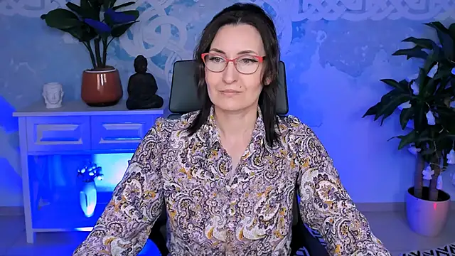 UnaTerra online show from 10.31.25