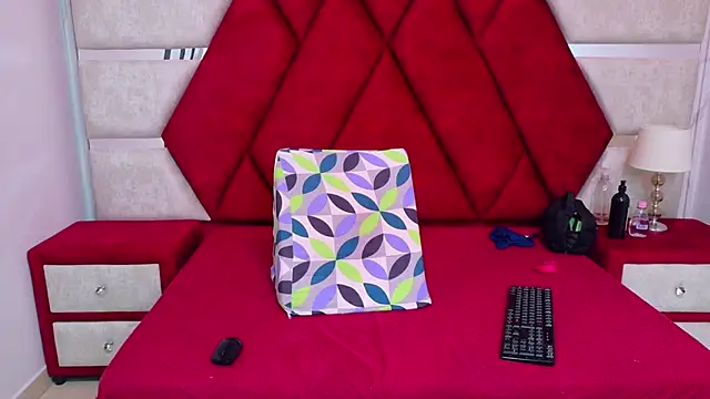 Kity spiderr online show from 10.17.25