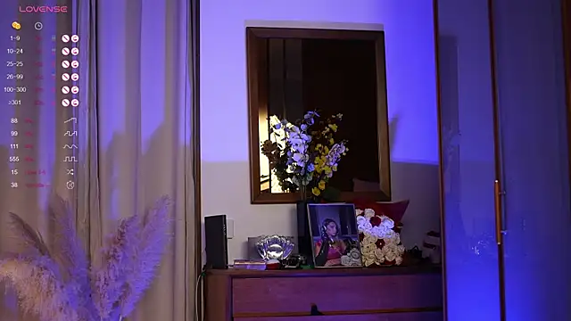 ItalianGirl online show from 10.08.25