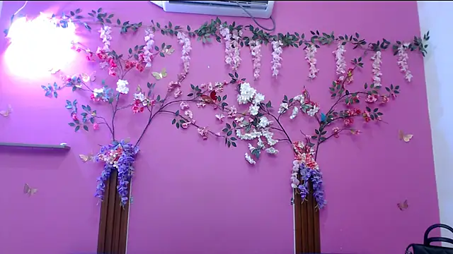 skinnysofia18 online show from 04.01.26