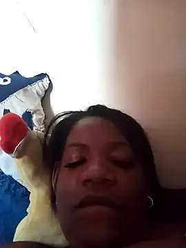 rouse-rosalie7 online show from 10.29.25