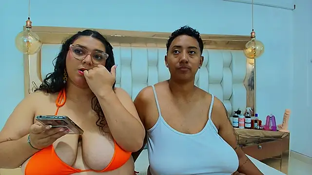 TiffantyAndStacy online show from 09.24.25