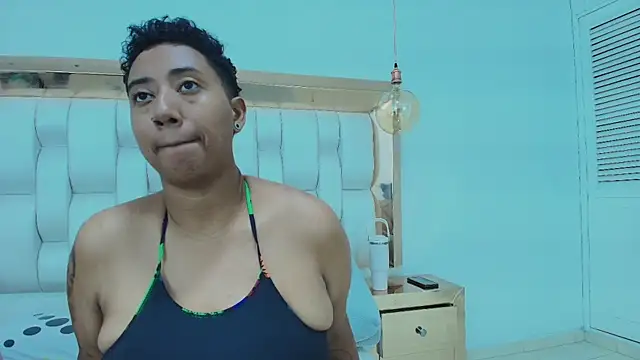 TiffantyAndStacy online show from 10.01.25