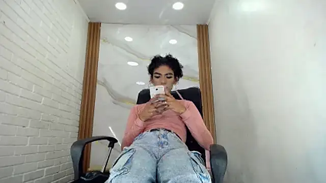 Penelopee Rouse online show from 10.08.25