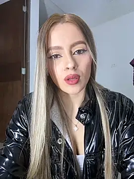 kendal blonde online show from 09.10.25