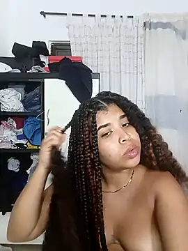 Snapshot of MadissonRizz chatting on 10.03.25 MadissonRizz online show from 10.03.25