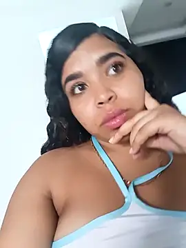 Snapshot of MadissonRizz chatting on 10.20.25 MadissonRizz online show from 10.20.25