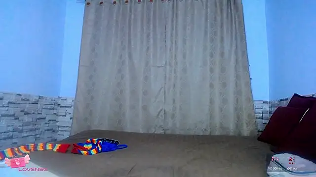 DaraKat18 online show from 11.15.25