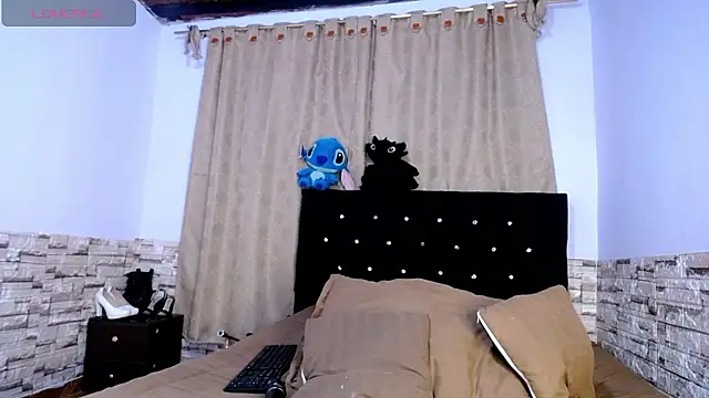 DaraKat18 online show from 01.12.26