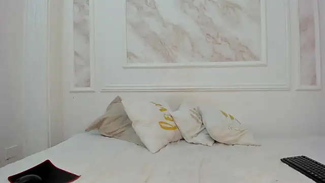 Amare 25 online show from 09.26.25