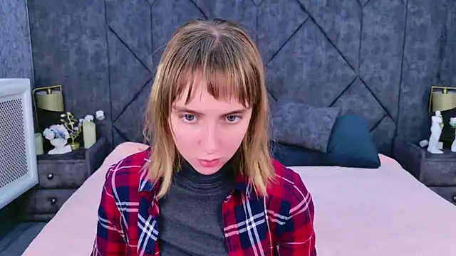 Beverly Gomes online show from 09.28.25