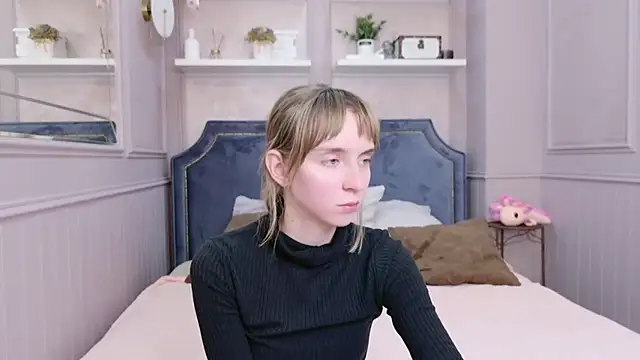 Beverly Gomes online show from 10.15.25