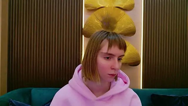 Beverly Gomes online show from 02.06.26