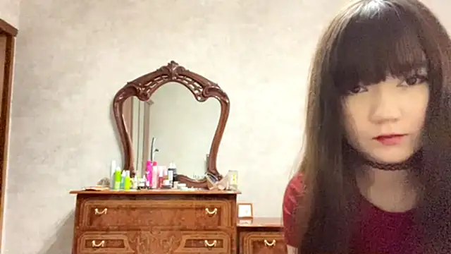 Pikmigirl18 online show from 10.14.25