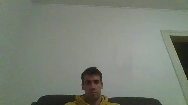 Snapshot of JulioIsHere4you chatting on 10.02.25 JulioIsHere4you online show from 10.02.25