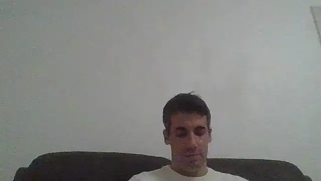 Snapshot of JulioIsHere4you chatting on 10.05.25 JulioIsHere4you online show from 10.05.25