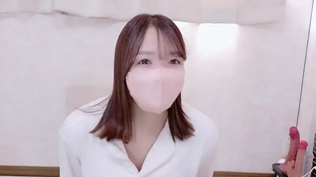 Snapshot of Mayu_o19o chatting on 02.22.26 Mayu o19o online show from 02.22.26