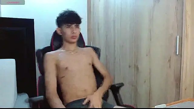 Noah-Garcia online show from 09.26.25