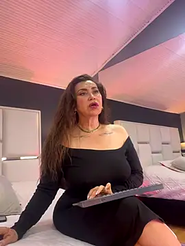 Samantha Milf   online show from 10.11.25