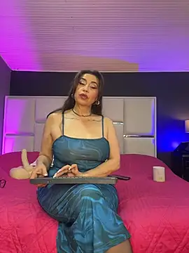 Samantha Milf   online show from 01.06.26