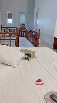 Snapshot of JunCii chatting on 10.31.25 JunCii online show from 10.31.25