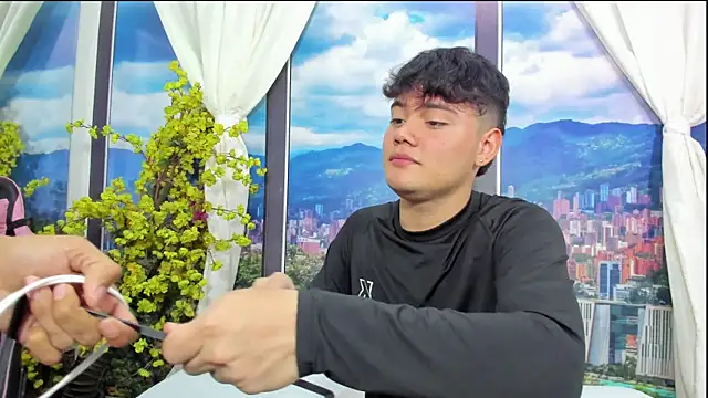 SluttyBoyDuo online show from 09.19.25