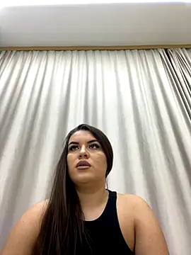 SarahLoreen online show from 09.20.25