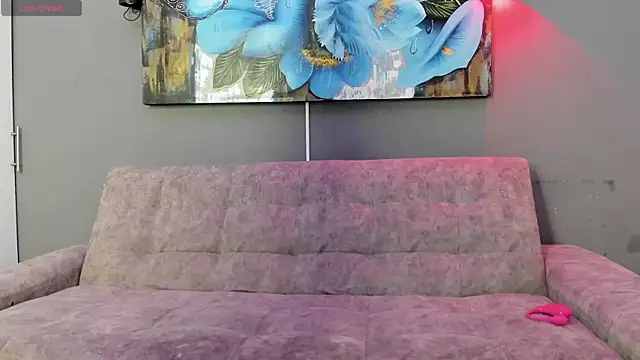 Amber Hoffman St online show from 09.18.25