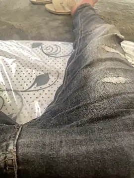 Hehjehjeqll online show from 04.13.26