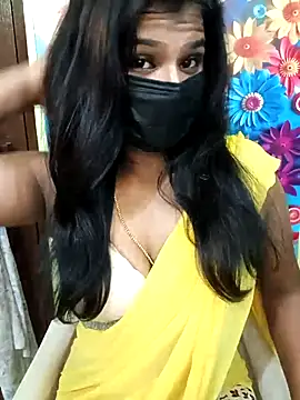 Snapshot of Divya_Spandhana_90 chatting on 10.12.25 Divya Spandhana 90 online show from 10.12.25