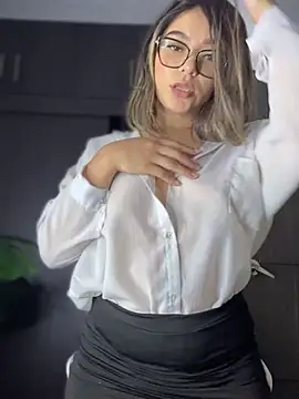 ShyNotSorryXXX online show from 09.18.25