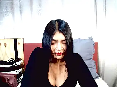 Snapshot of IndianAlisha chatting on 11.17.25 IndianAlisha online show from 11.17.25