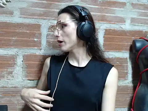 Moira-Hot online show from 06.20.26