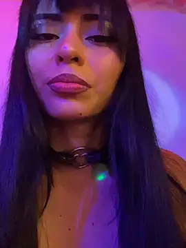 Snapshot of Daisys_Fun chatting on 10.26.25 Daisys Fun online show from 10.26.25