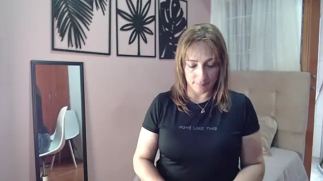 Snapshot of amara_rousse1 chatting on 07.01.26 amara rousse1 online show from 07.01.26
