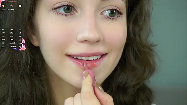 ZeniaBolich online show from 11.07.25