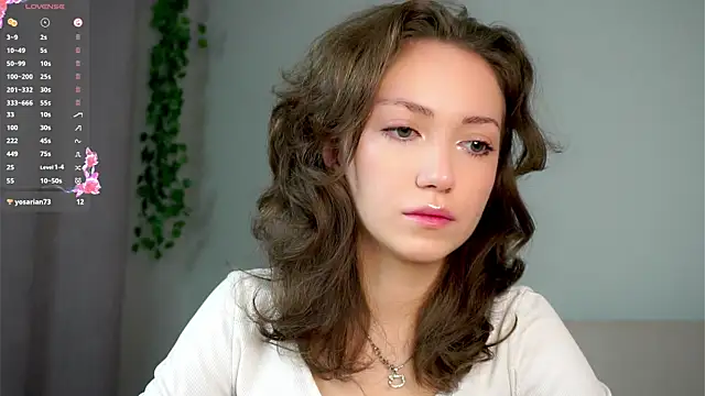 ZeniaBolich online show from 11.13.25