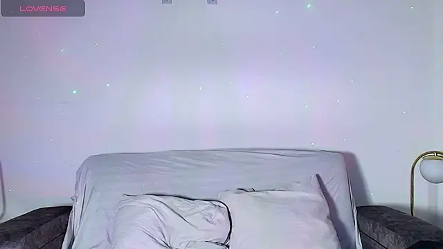 Dulce Bella  online show from 10.10.25