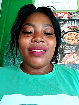 Snapshot of nini-will chatting on 10.12.25 nini-will online show from 10.12.25