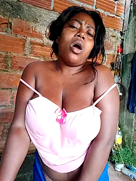 Snapshot of nini-will chatting on 10.21.25 nini-will online show from 10.21.25