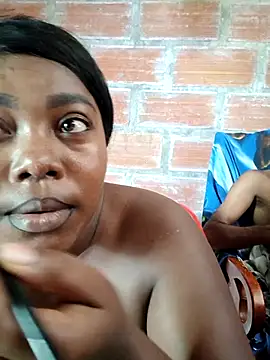 Snapshot of nini-will chatting on 11.15.25 nini-will online show from 11.15.25