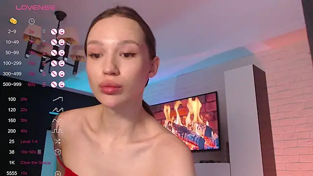 JadeSwift online show from 09.22.25