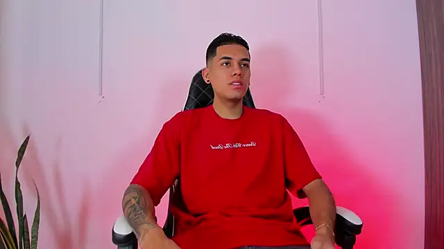 Nickyblazze  online show from 09.17.25
