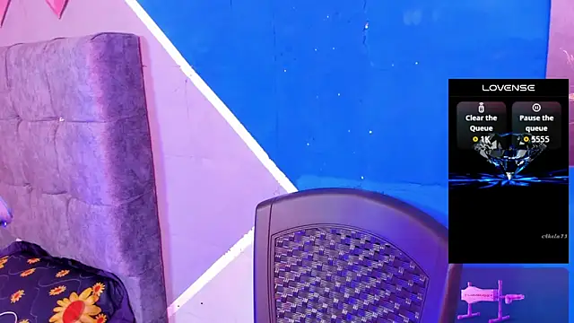 Snapshot of lau-hot chatting on 02.11.26 lau-hot online show from 02.11.26